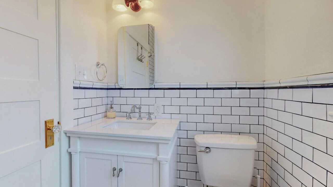 Photo of Bathroom in Albuquerque