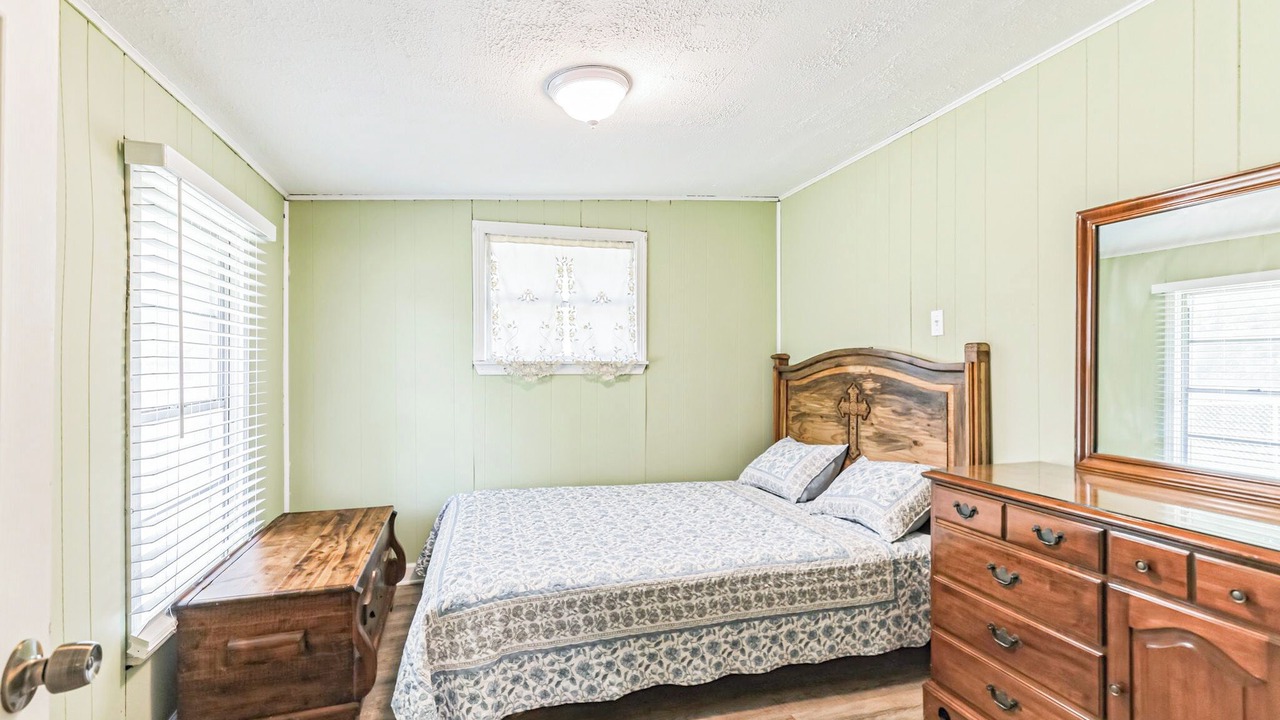 Photo of Bedroom in Pottsboro