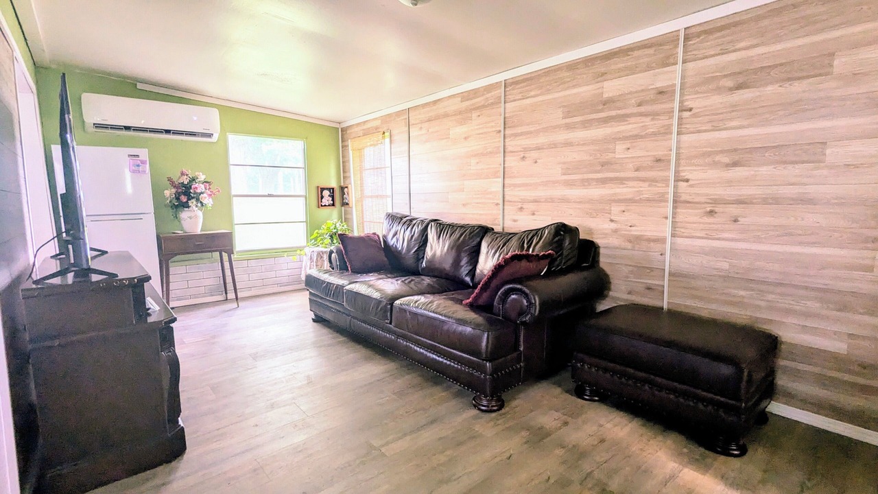 Photo of Livingroom in Pottsboro