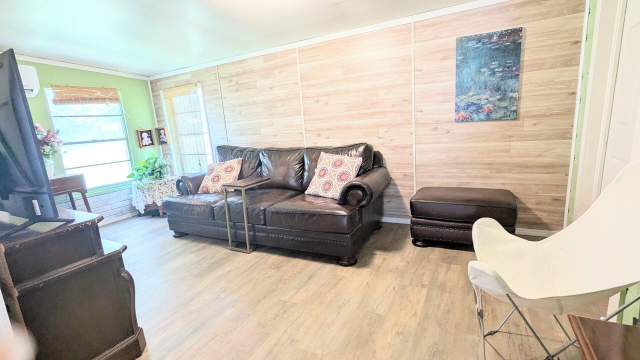 Photo of Livingroom in Pottsboro