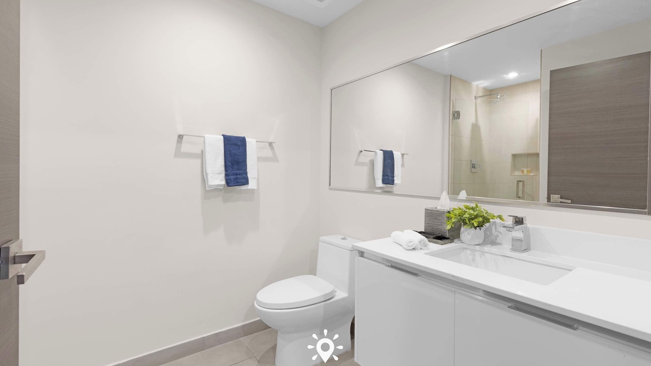 Photo of Bathroom in Hollywood