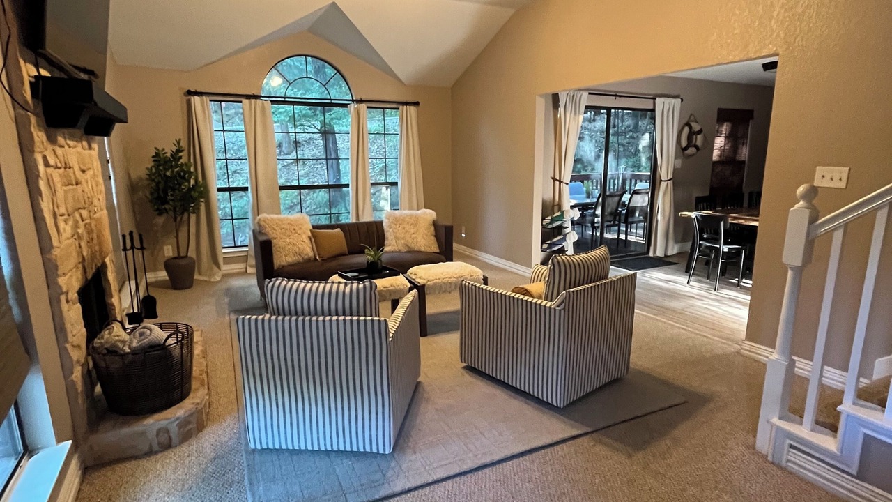 Photo of Livingroom in Pottsboro