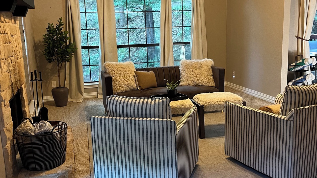 Photo of Livingroom in Pottsboro