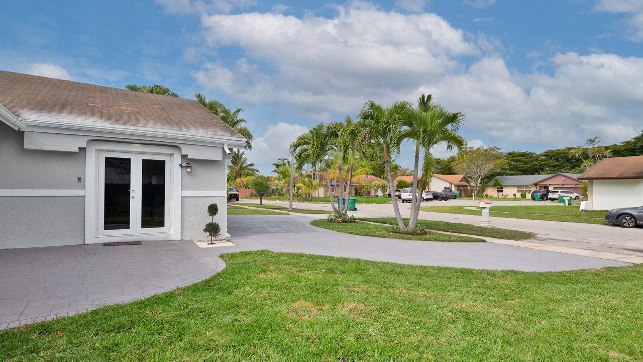 Photo of Outdoor in Miramar