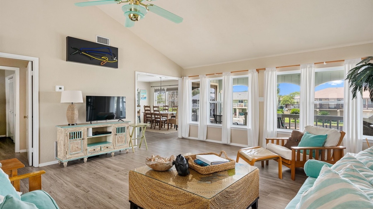 Photo of Livingroom in Key Allegro