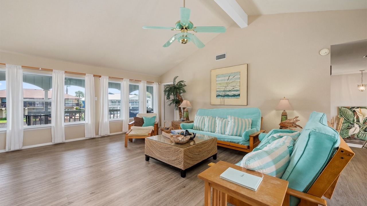 Photo of Livingroom in Key Allegro