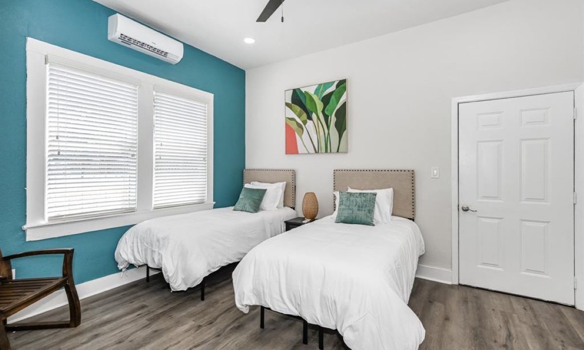 Photo of Bedroom in Galveston