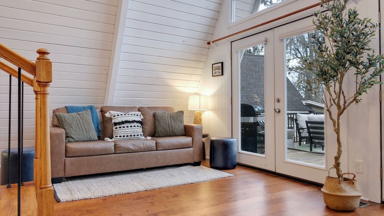Photo of Livingroom in Quincy