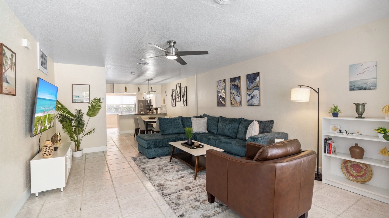 Photo of Livingroom in Coral Ridge Isles