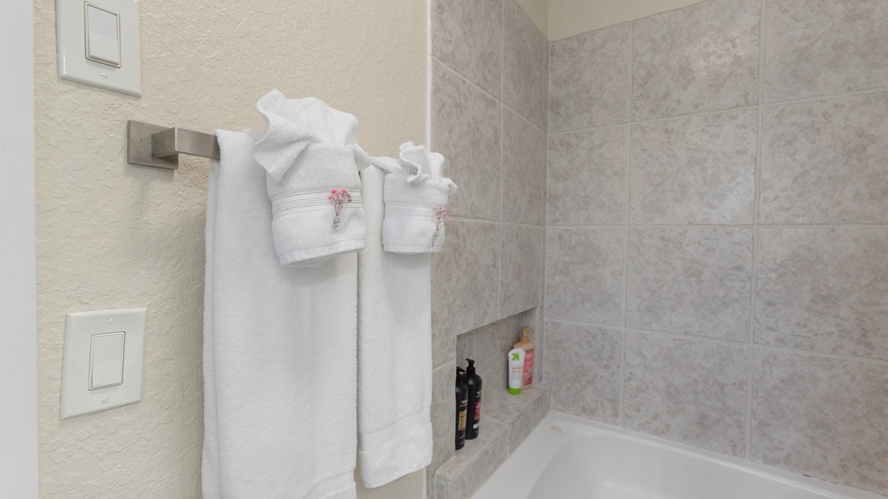 Photo of Bathroom in Coral Ridge Isles