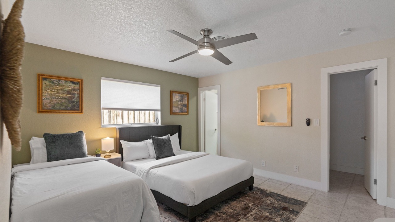 Photo of Bedroom in Coral Ridge Isles