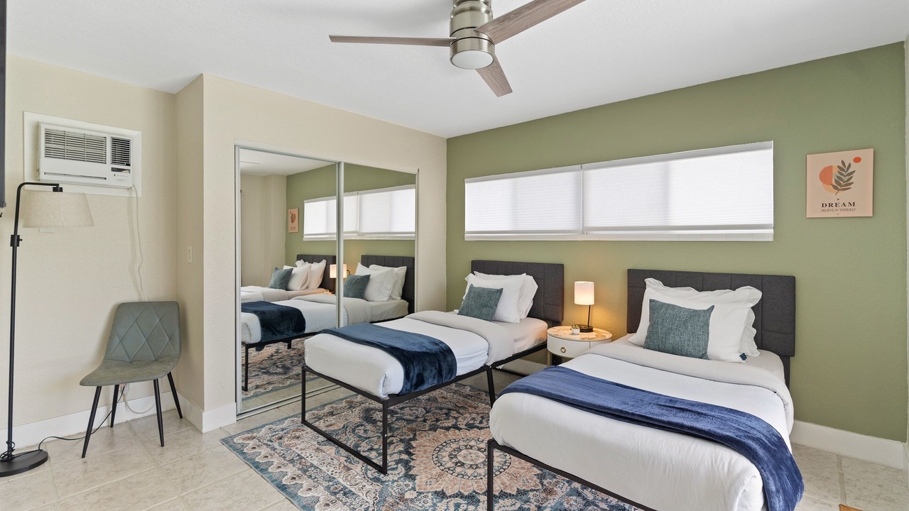 Photo of Bedroom in Coral Ridge Isles