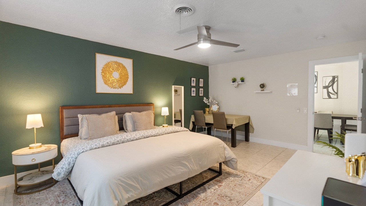Photo of Bedroom in Coral Ridge Isles