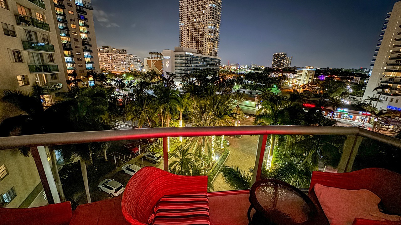 Photo of Outdoor in Hollywood South Central Beach