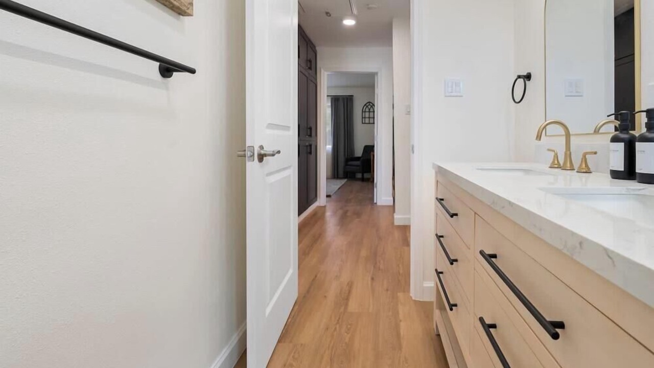 Photo of Bathroom in North Valley