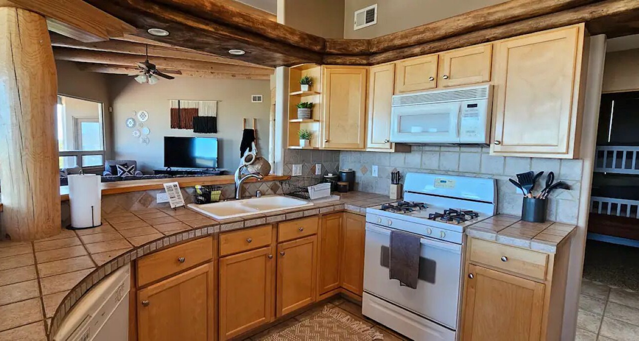 Photo of Kitchen in Truth or Consequences