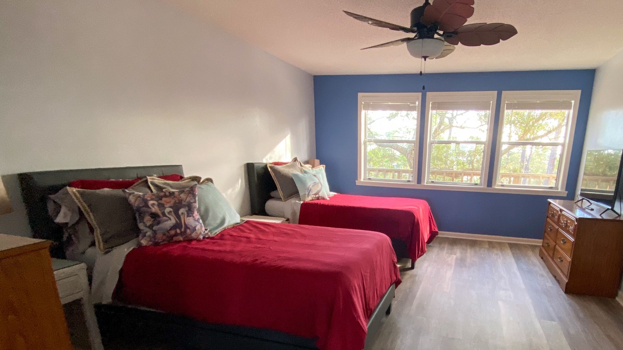 Photo of Bedroom in Alligator Point