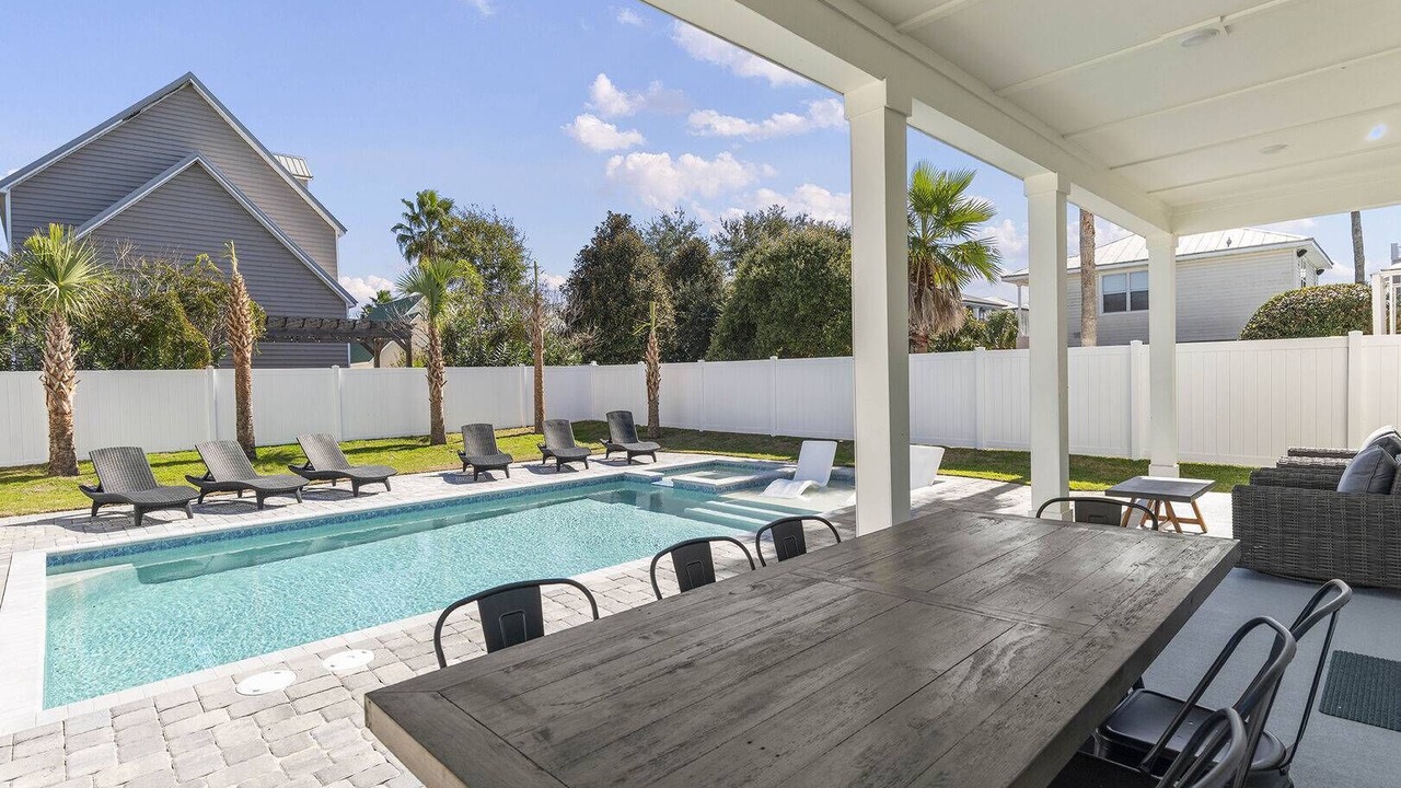 Photo of Outdoor in Crystal Beach