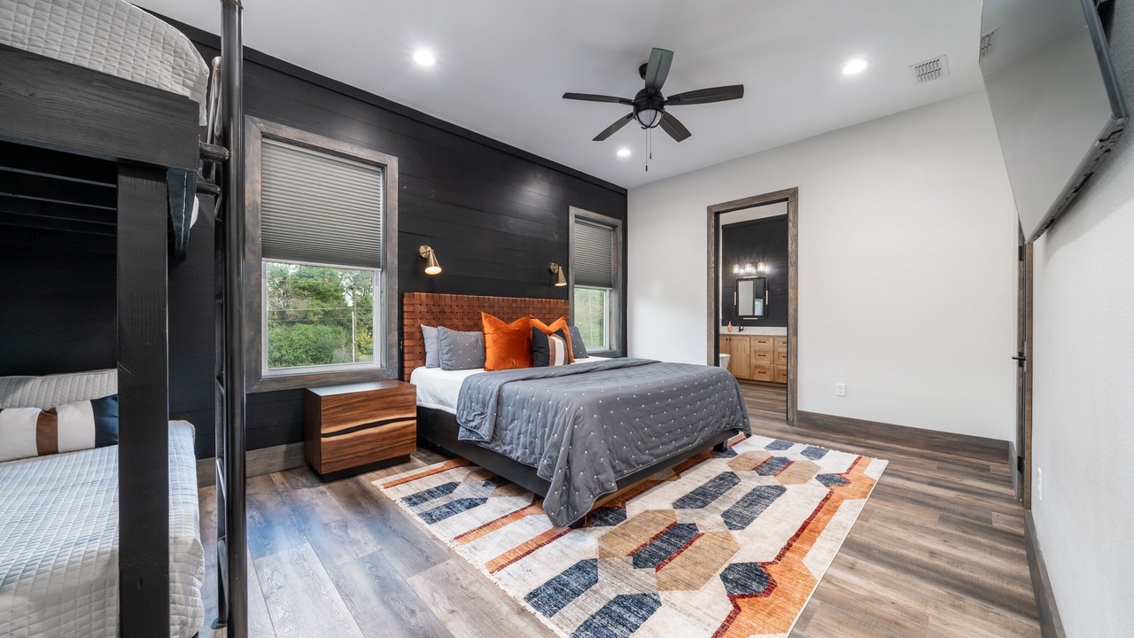 Photo of Bedroom in Glenwood
