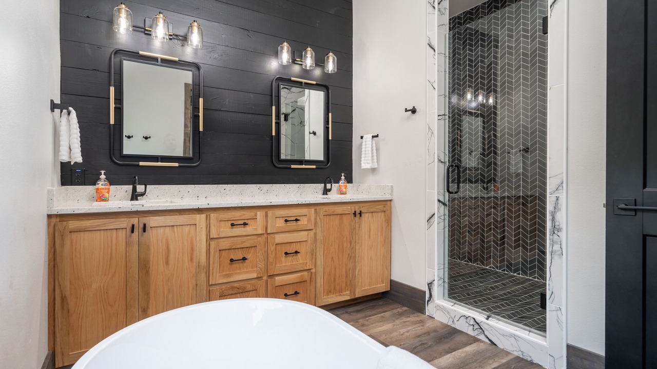 Photo of Bathroom in Glenwood