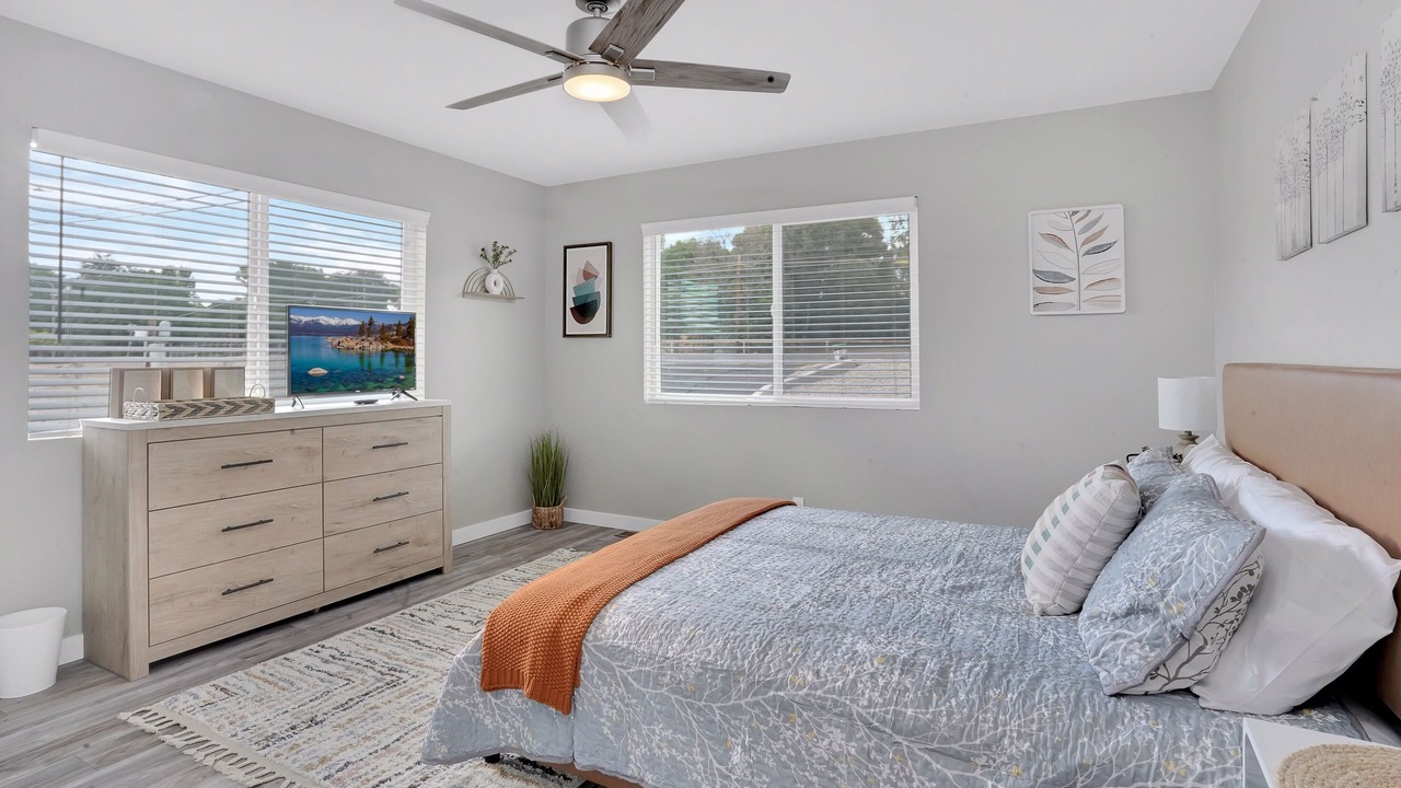 Photo of Bedroom in Aztec