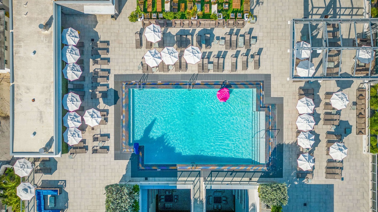 Photo of Outdoor in Hollywood