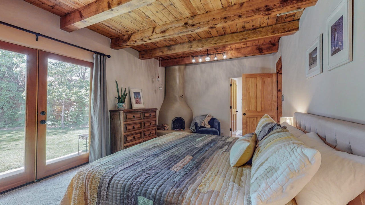 Photo of Bedroom in Rio Grande Blvd