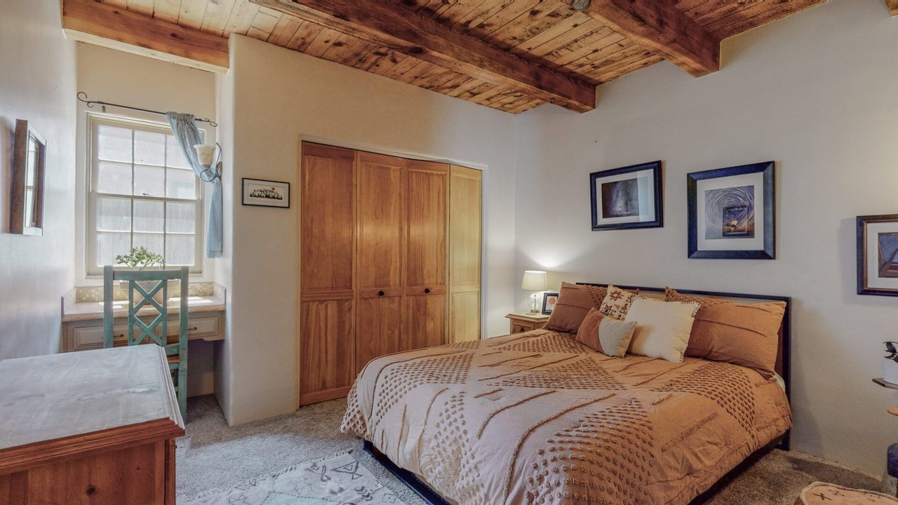 Photo of Bedroom in Rio Grande Blvd