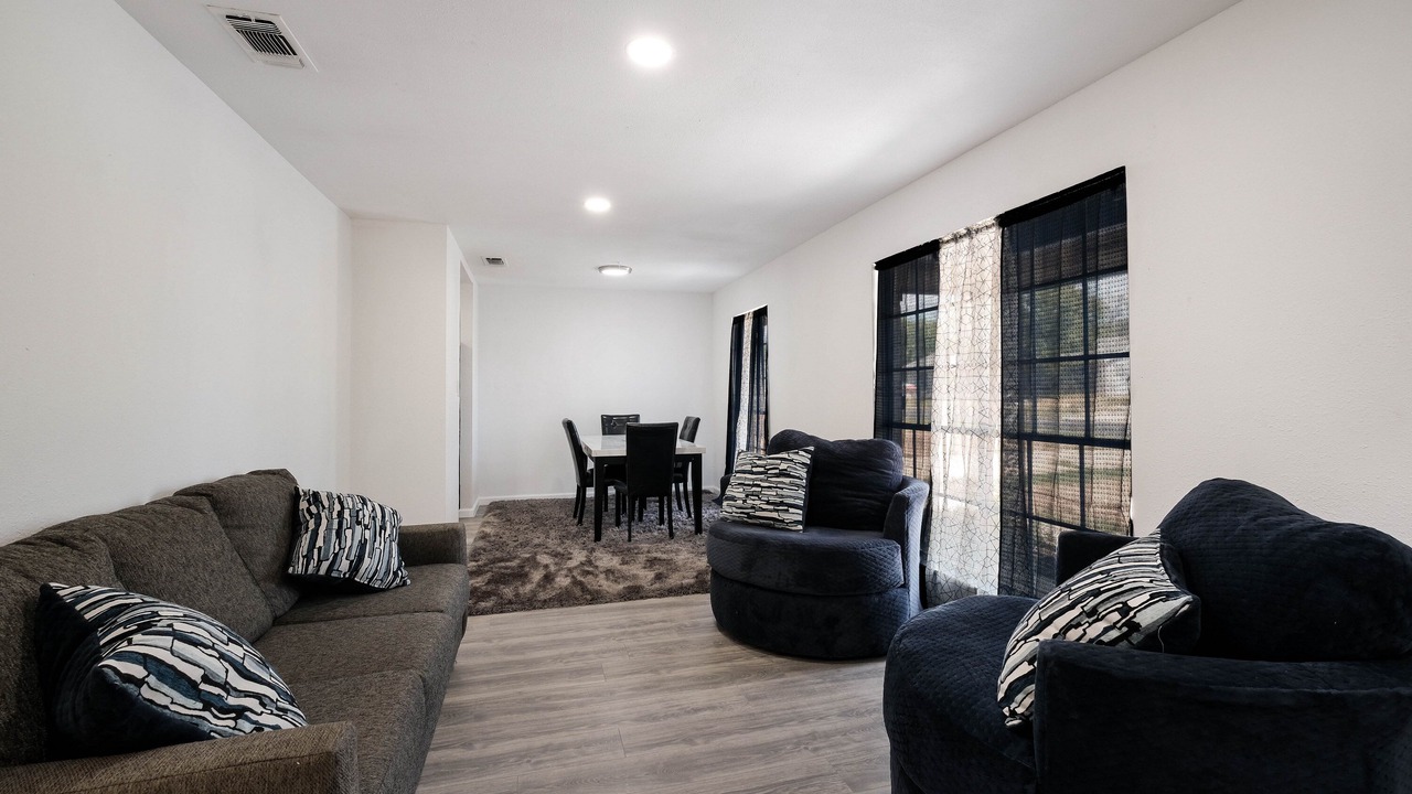 Photo of Livingroom in Southside