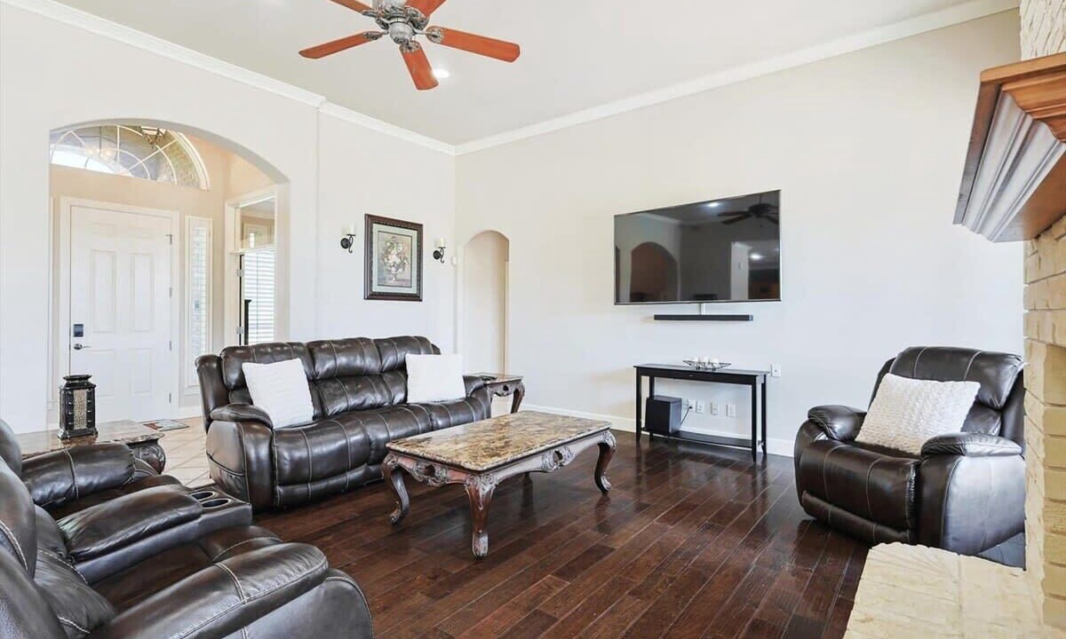 Photo of Livingroom in Fort Worth