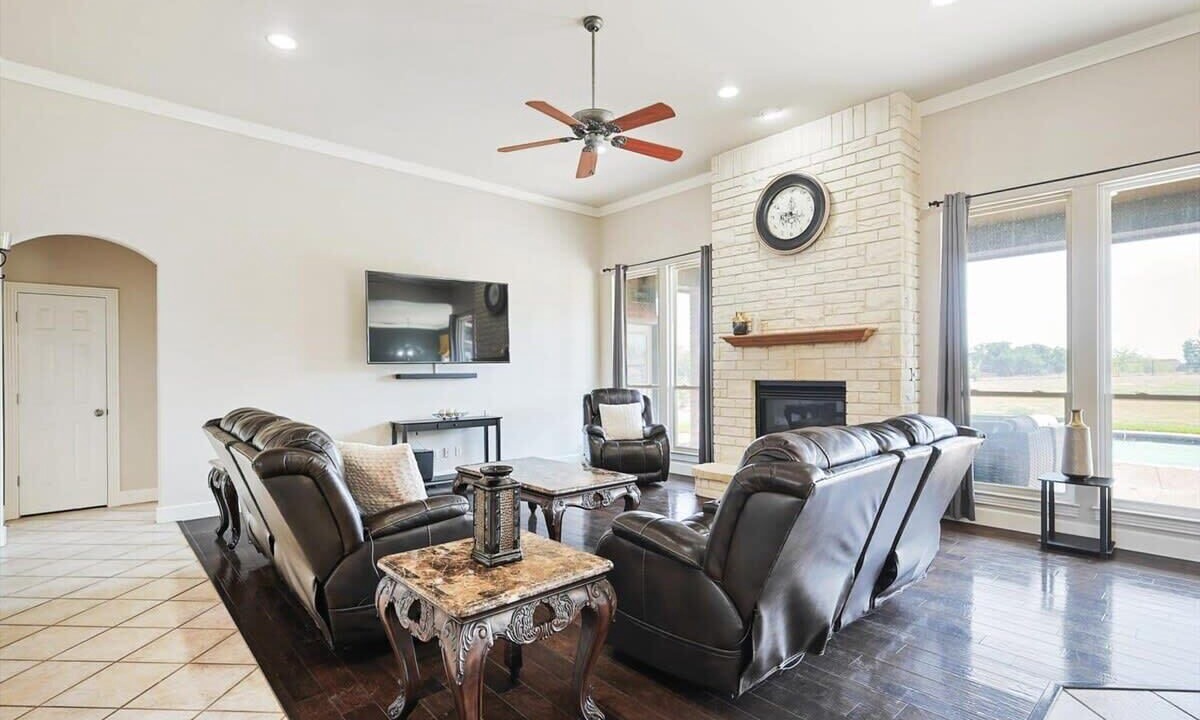 Photo of Livingroom in Fort Worth