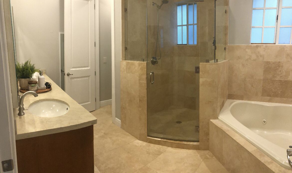 Photo of Bathroom in Croissant Park