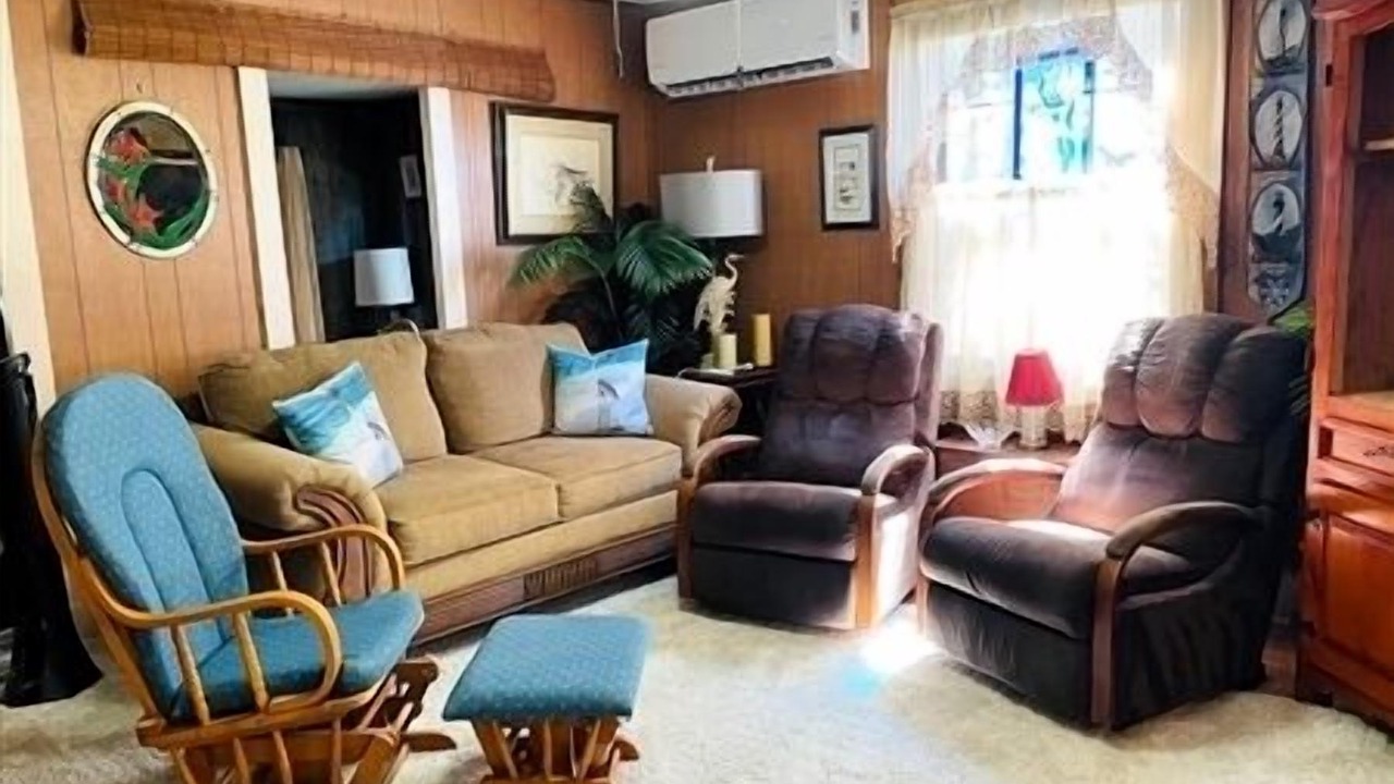 Photo of Livingroom in Port Mansfield