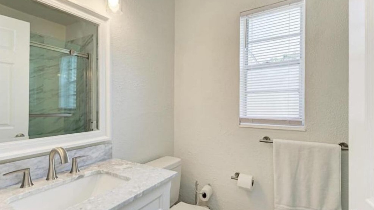 Photo of Bathroom in Sun Bay South