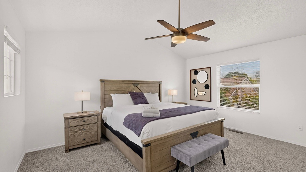 Photo of Bedroom in Tres Placitas
