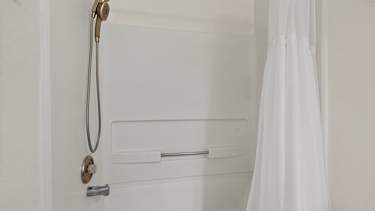 Photo of Bathroom in Tres Placitas