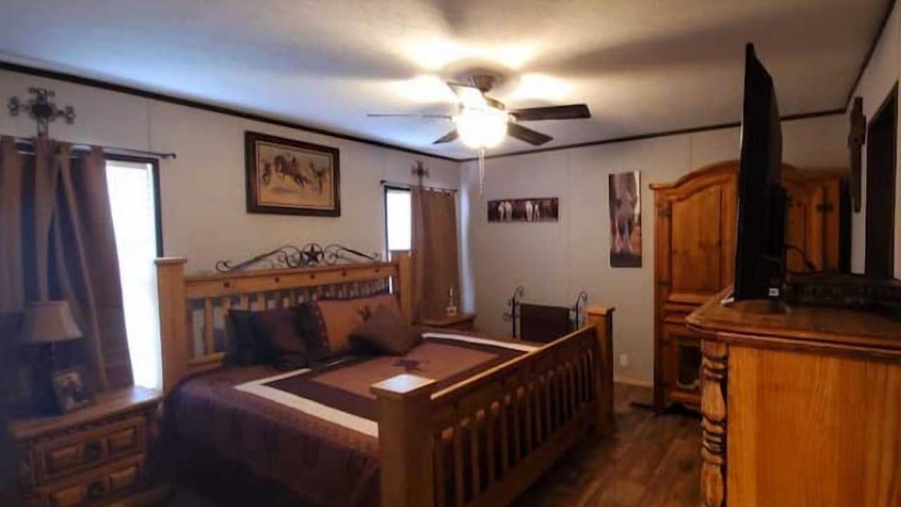 Photo of Bedroom in Denison