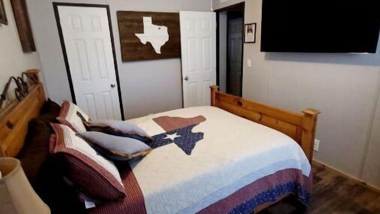 Photo of Bedroom in Denison