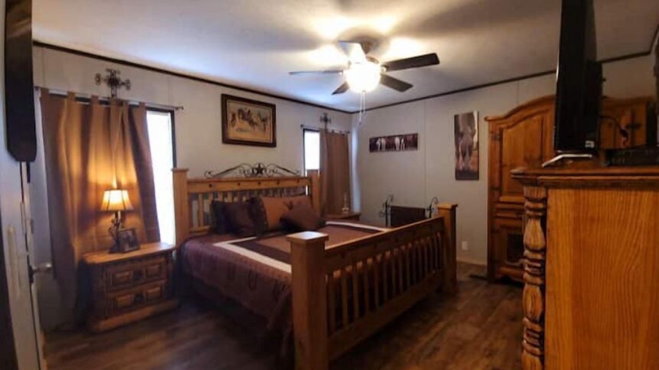 Photo of Bedroom in Denison