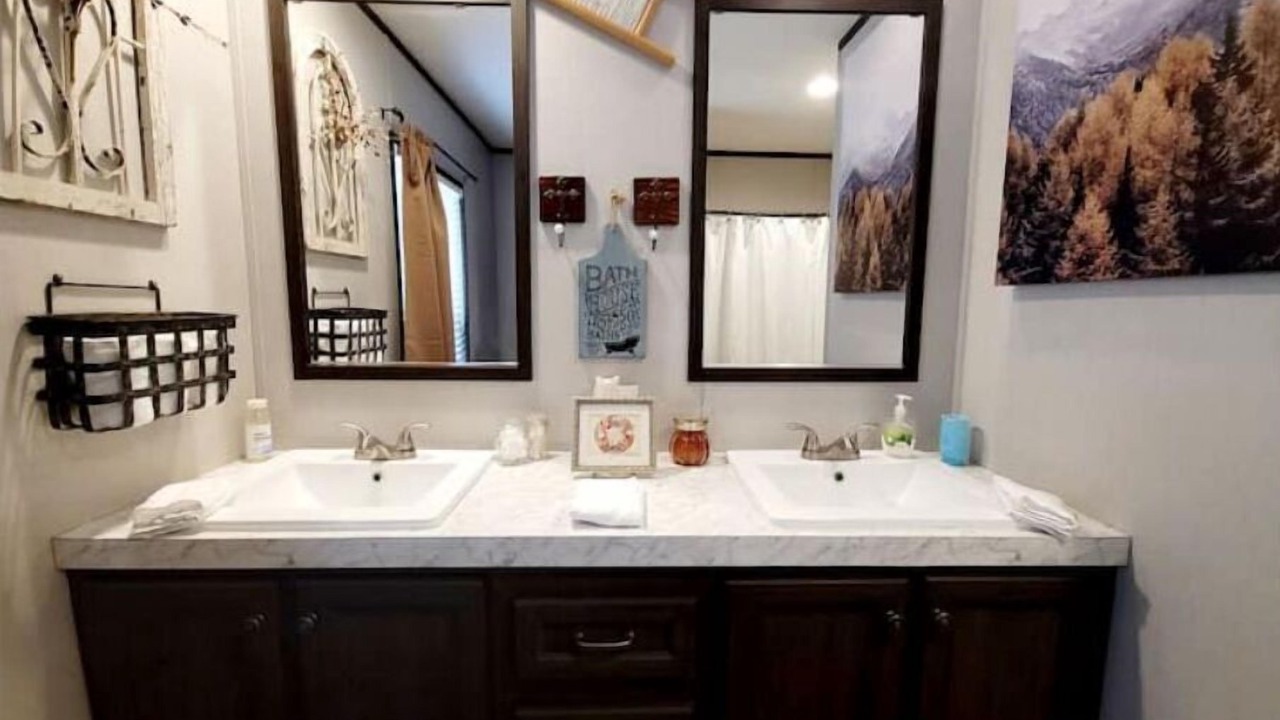 Photo of Bathroom in Denison