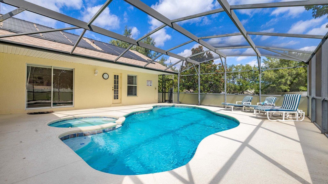 Photo of Outdoor in Orange Tree