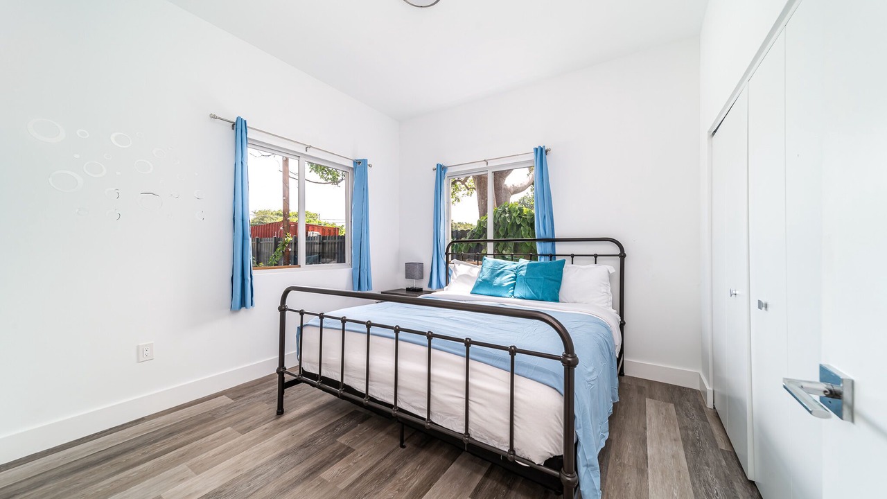 Photo of Bedroom in Hallandale Beach