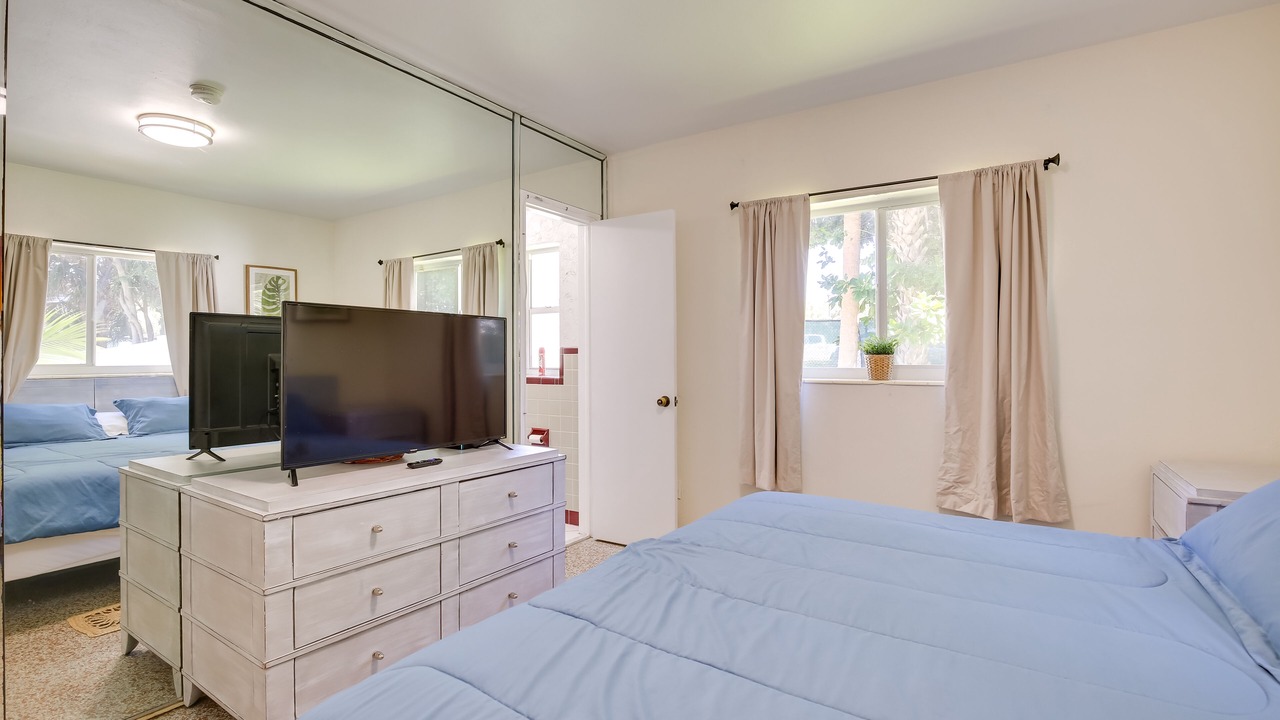 Photo of Bedroom in Deerfield Beach