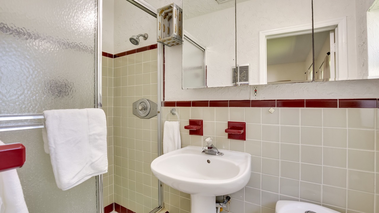 Photo of Bathroom in Deerfield Beach