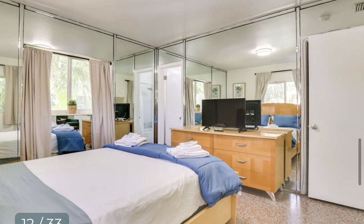 Photo of Bedroom in Deerfield Beach