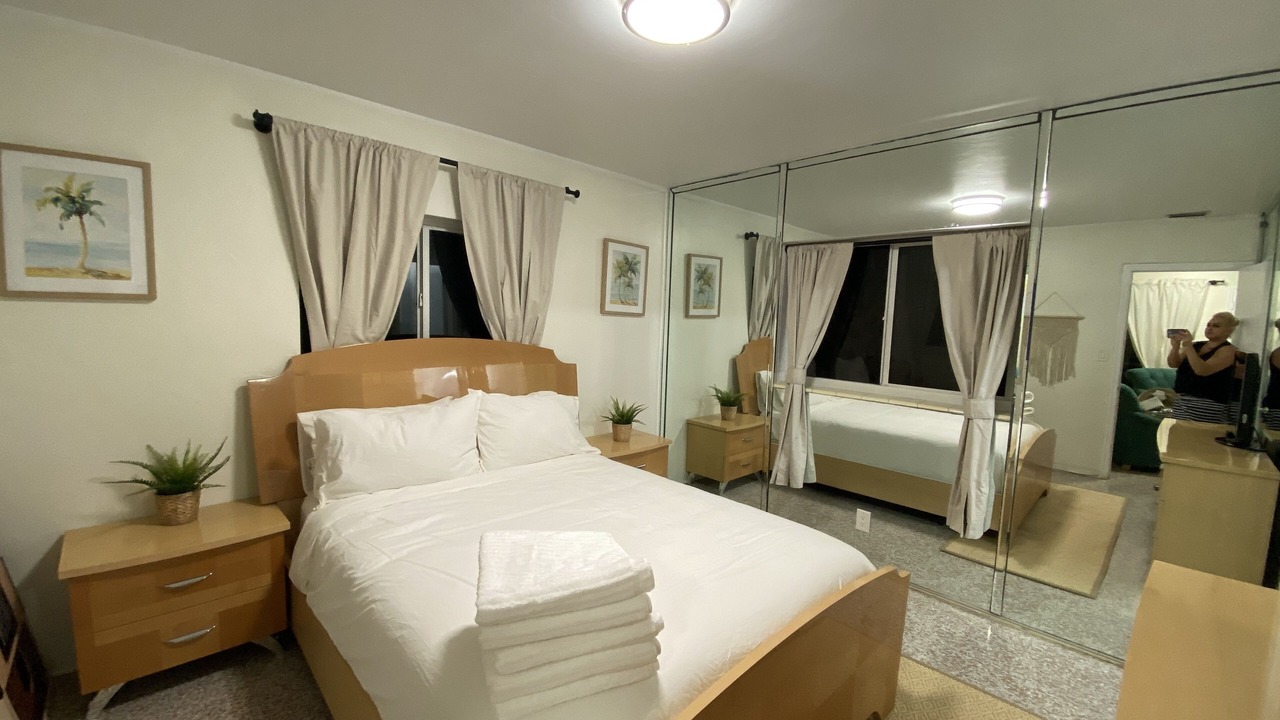 Photo of Bedroom in Deerfield Beach