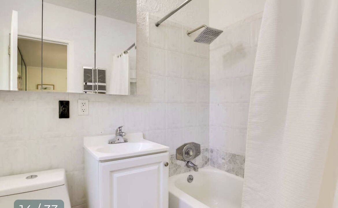 Photo of Bathroom in Deerfield Beach