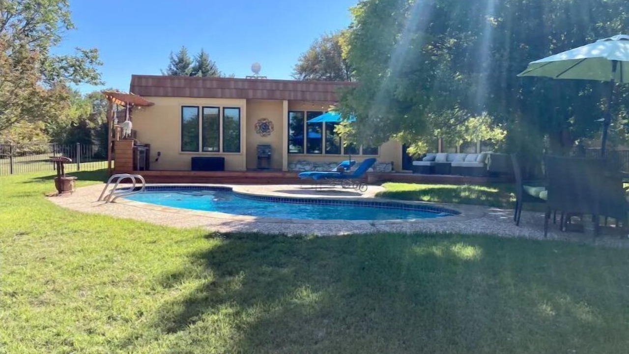 Photo of Outdoor in Annetta North
