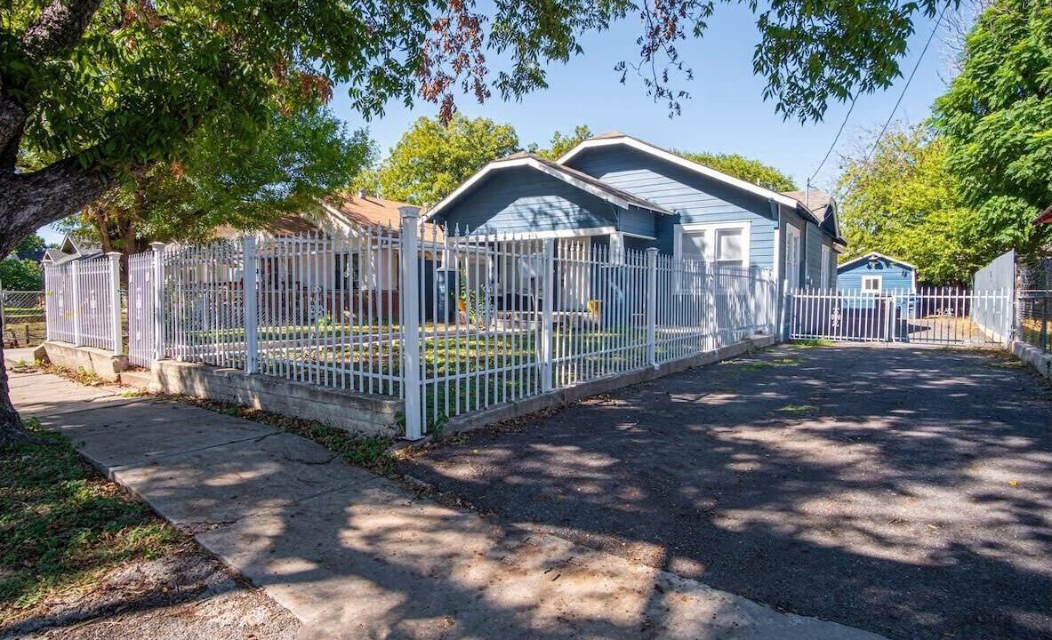 Photo of Outdoor in Denver Heights