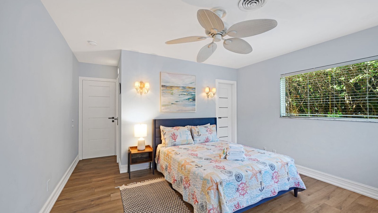 Photo of Bedroom in Coral Ridge Isles